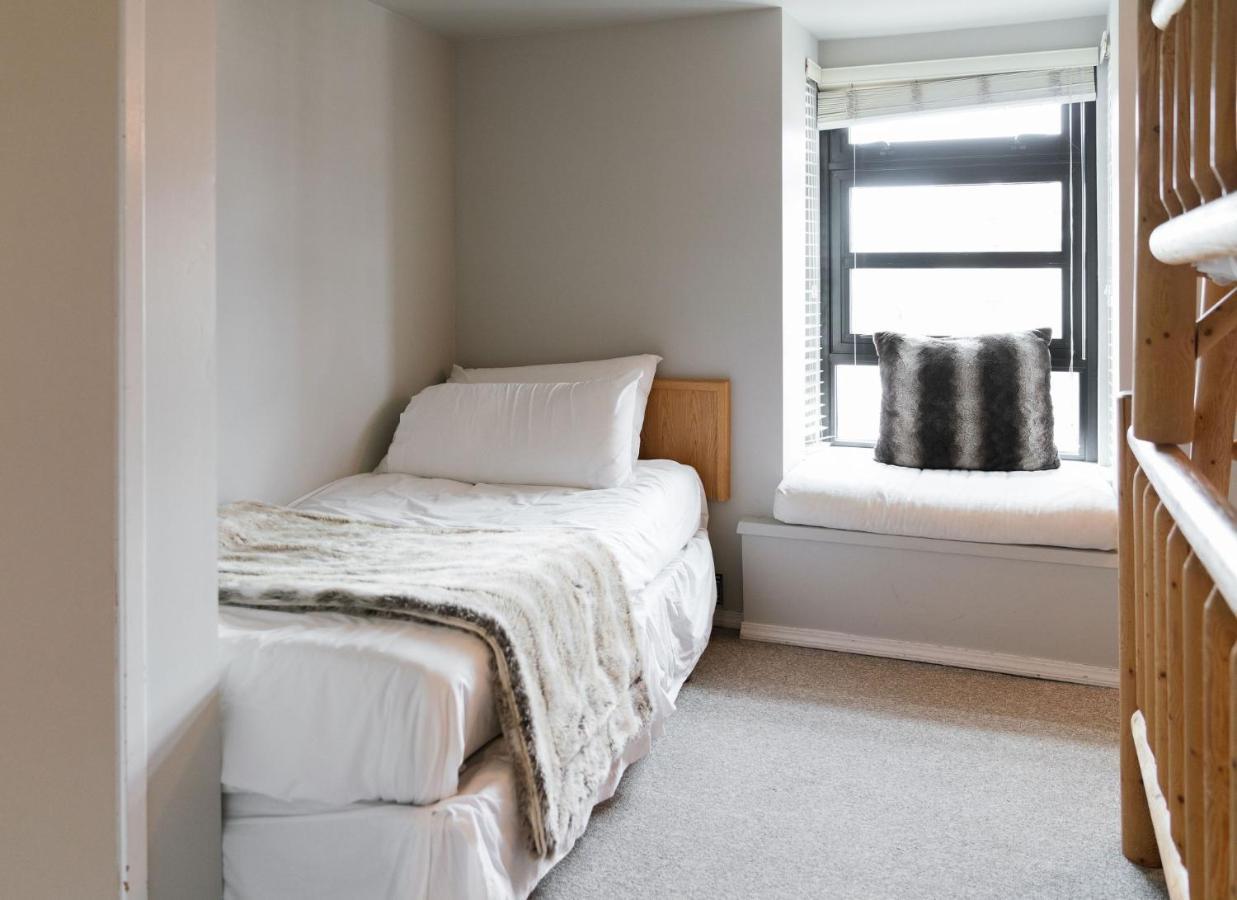 Gibbons Life Accommodations Whistler Extérieur photo