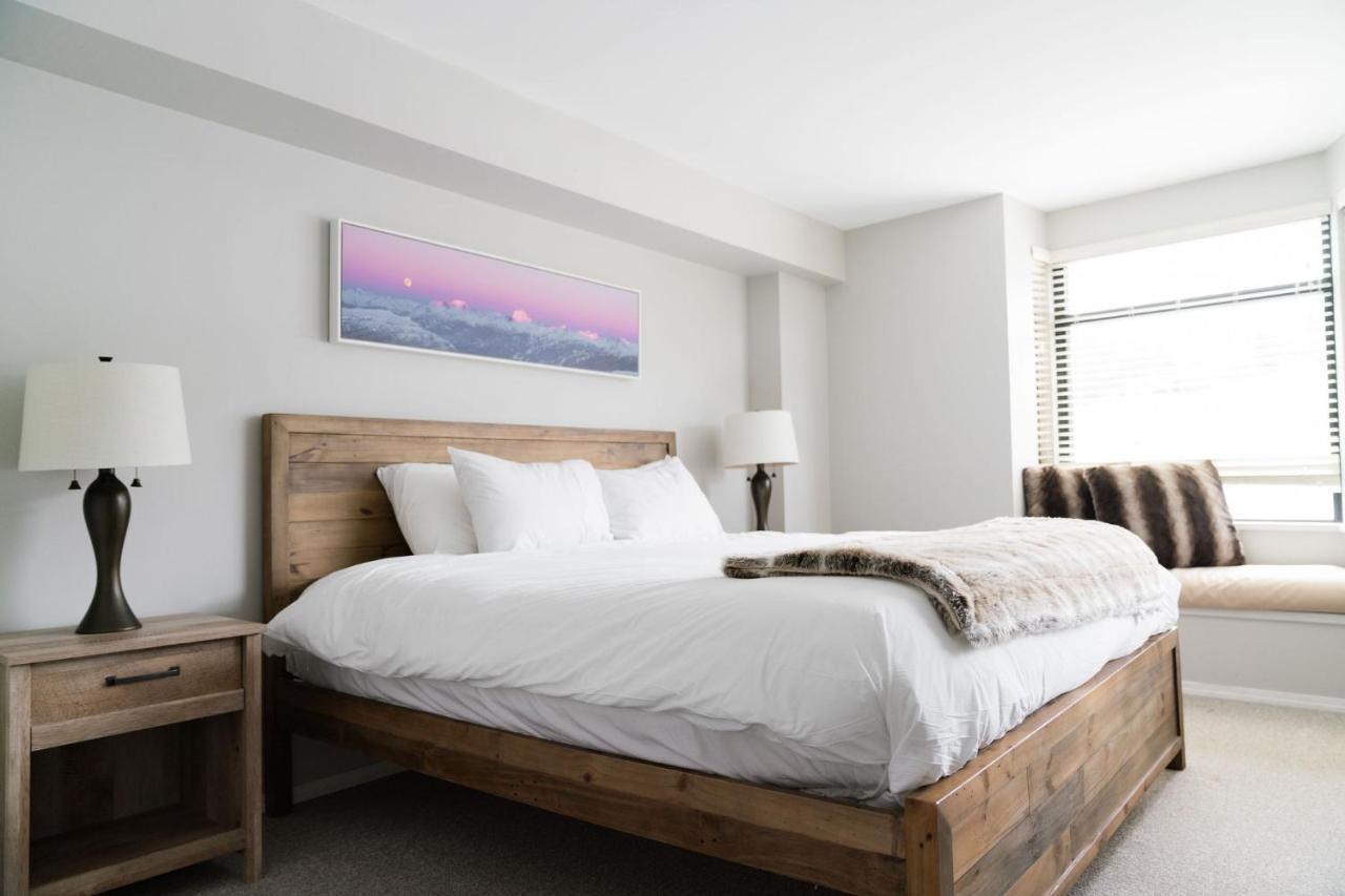 Gibbons Life Accommodations Whistler Extérieur photo