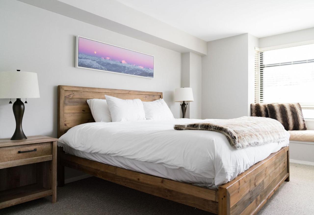 Gibbons Life Accommodations Whistler Extérieur photo