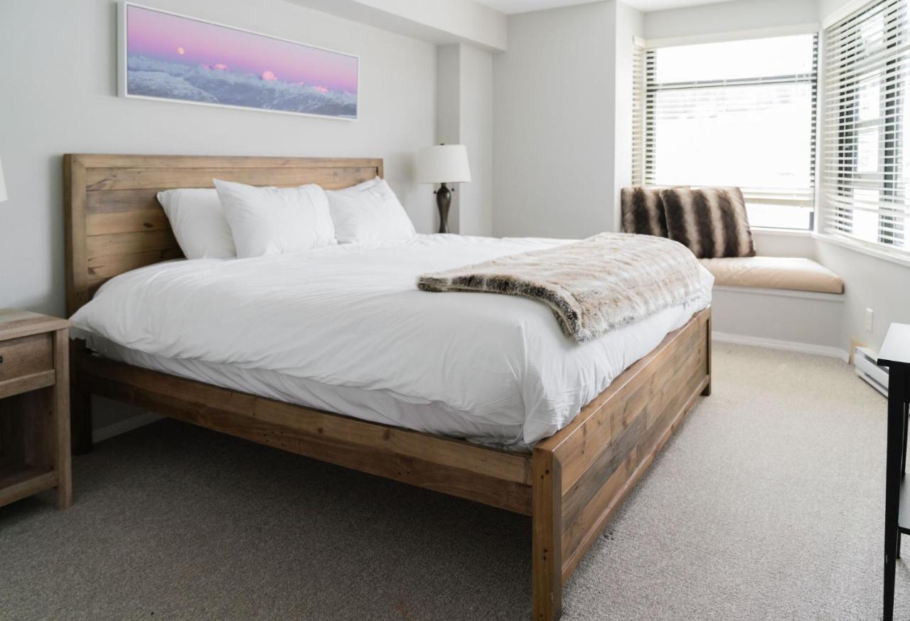 Gibbons Life Accommodations Whistler Extérieur photo