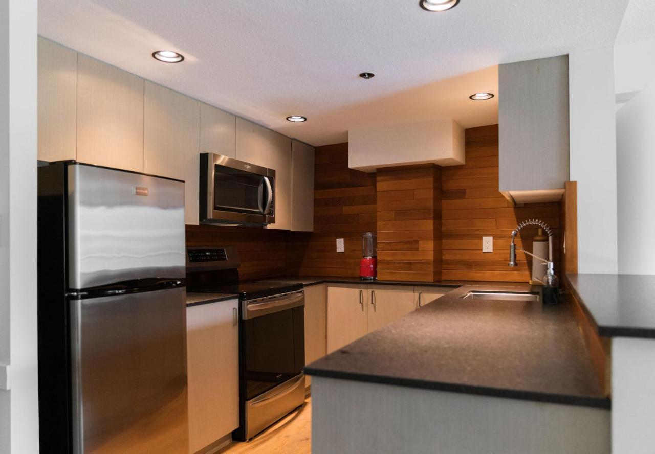 Gibbons Life Accommodations Whistler Extérieur photo