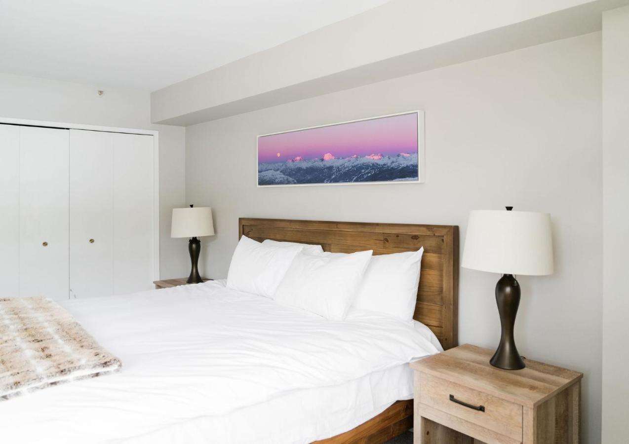 Gibbons Life Accommodations Whistler Extérieur photo