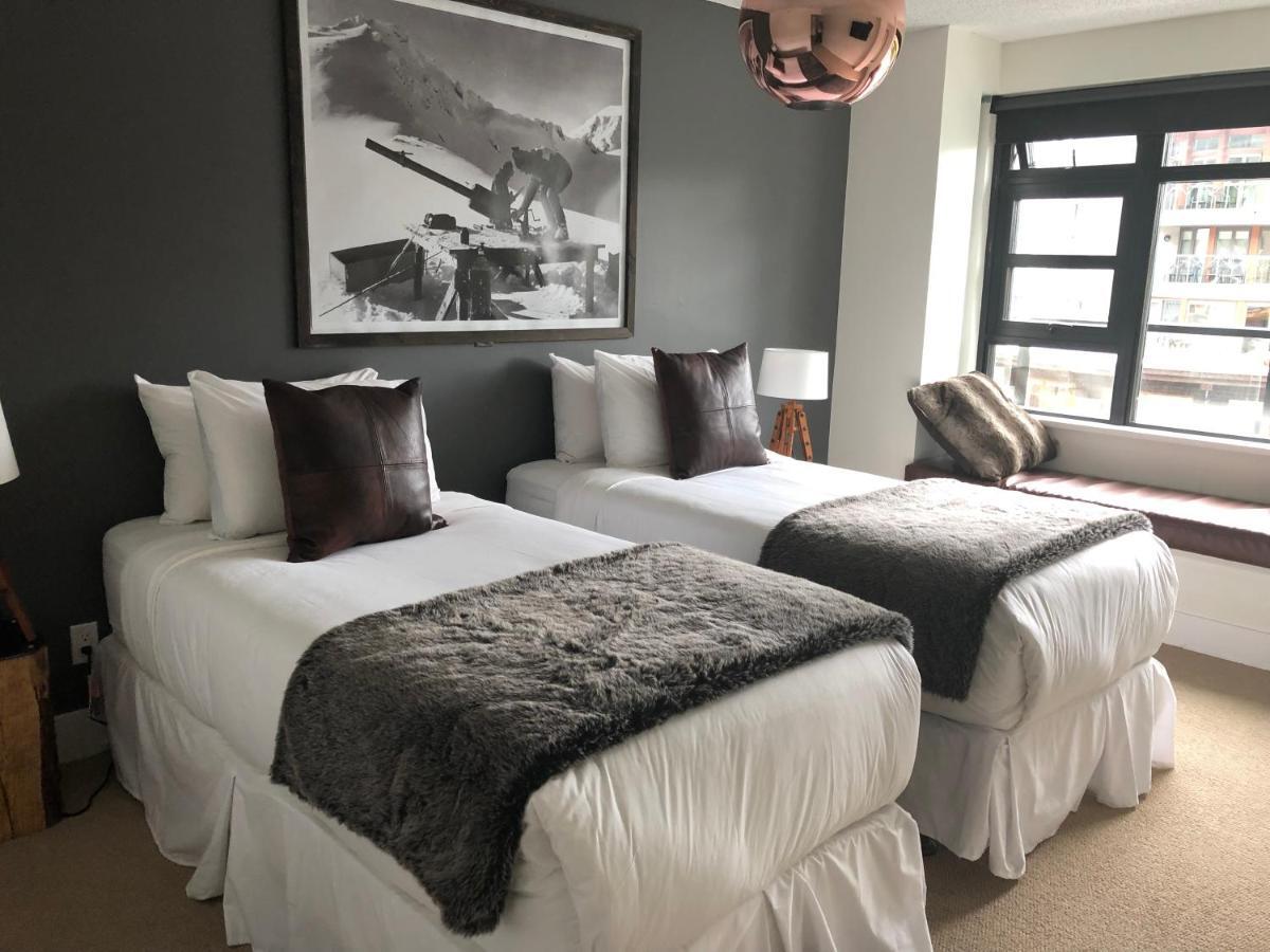 Gibbons Life Accommodations Whistler Extérieur photo